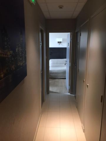 Le Relais Hotel Saint-Quentin-les-Anges Екстериор снимка